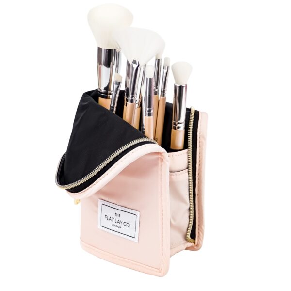 Flatlay Pink XXL make up standing case open white background